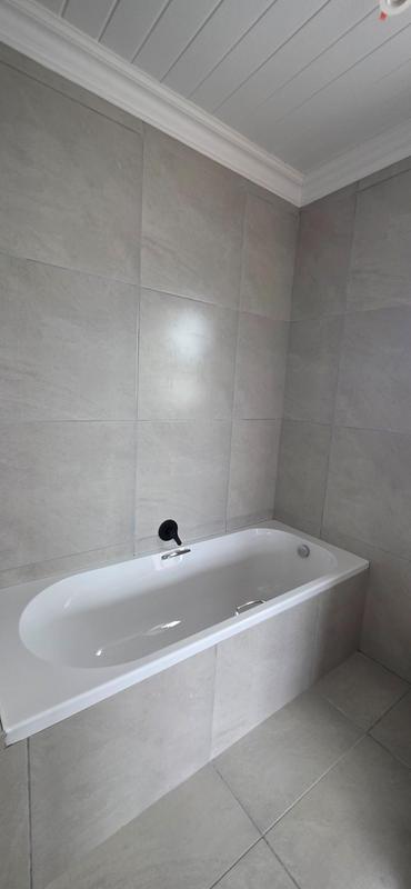 3 Bedroom Property for Sale in Outeniquasbosch Western Cape